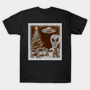 alien Christmas with mushroom cats T-Shirt